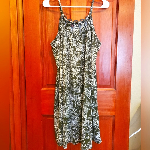 Lite, fun summer dress - Picture 1 of 4